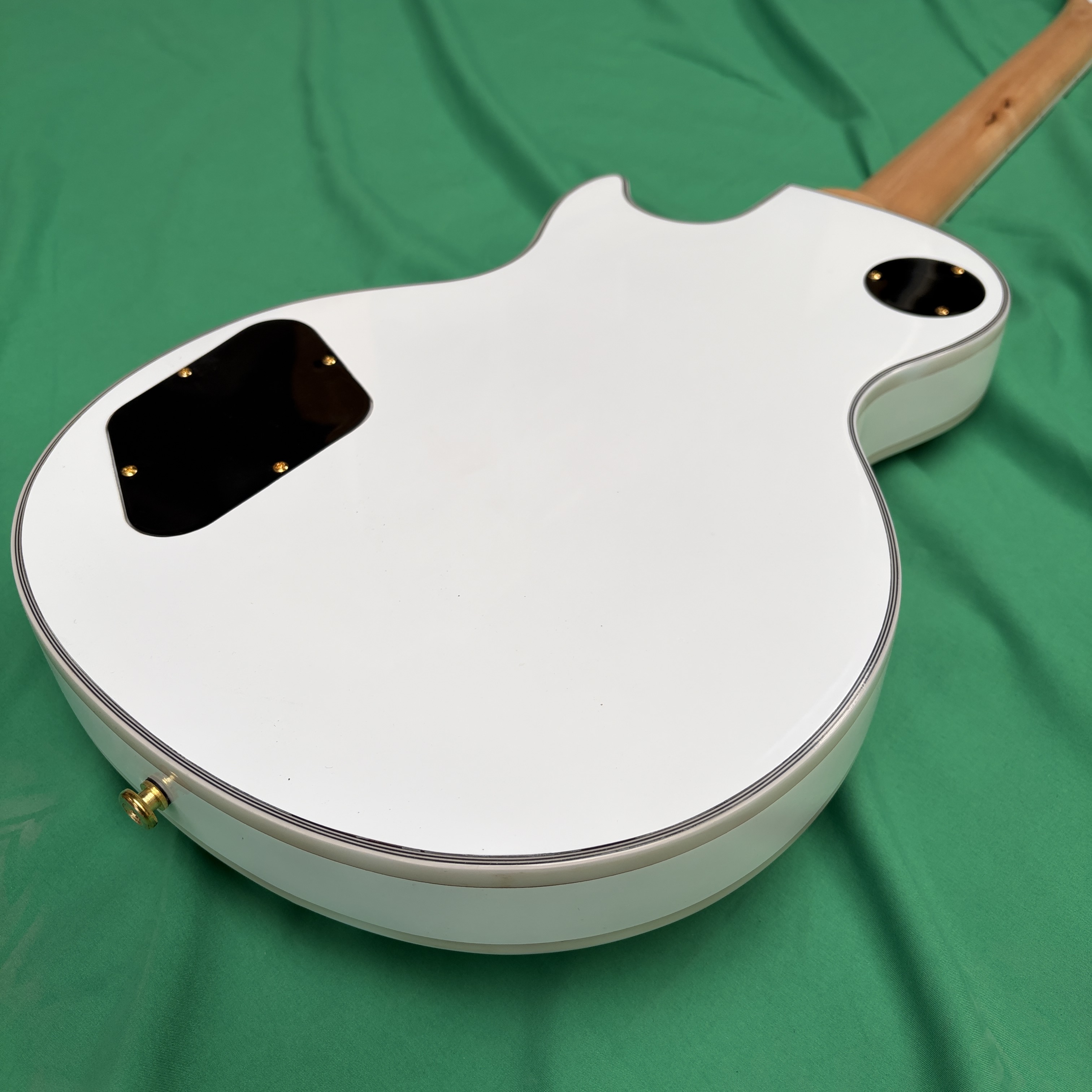 hot selling Classic Six-String – Musical Instrument With Strings Bewertung und Preis