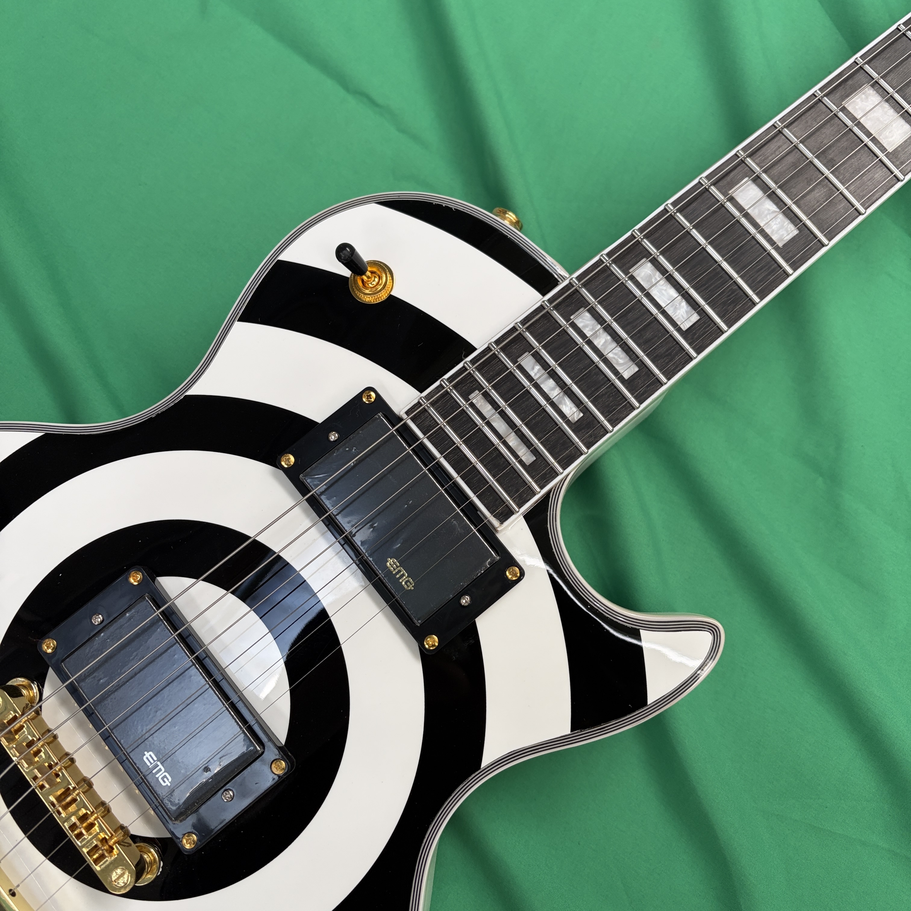 hot selling Classic Six-String – Musical Instrument With Strings Bewertung und Preis