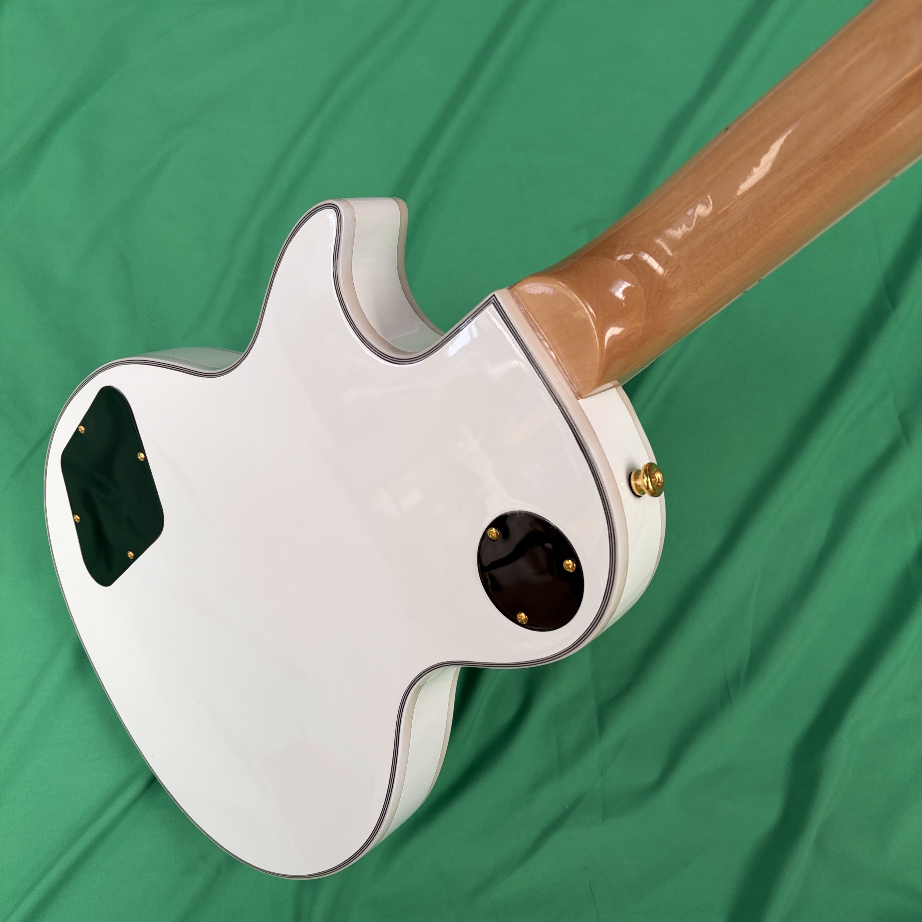 hot selling Classic Six-String – Musical Instrument With Strings Bewertung und Preis