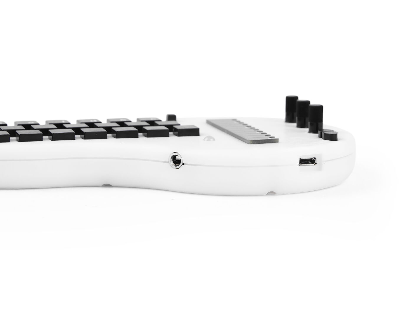 Minichord Synthesizer Mini Cho – Musical Instrument Vector Bewertung und Preis